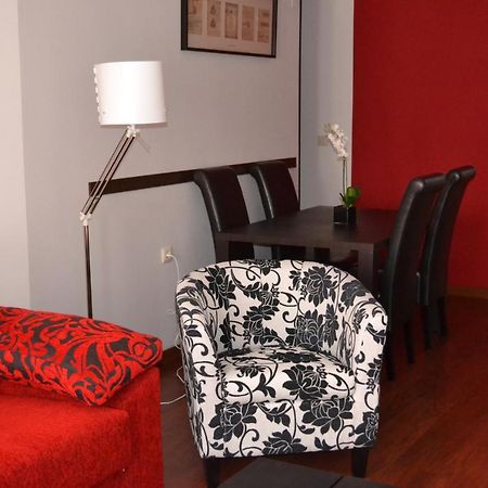 Apartamento Acueducto, Tres Dormitorios Y Parking Gratis Mérida Ngoại thất bức ảnh