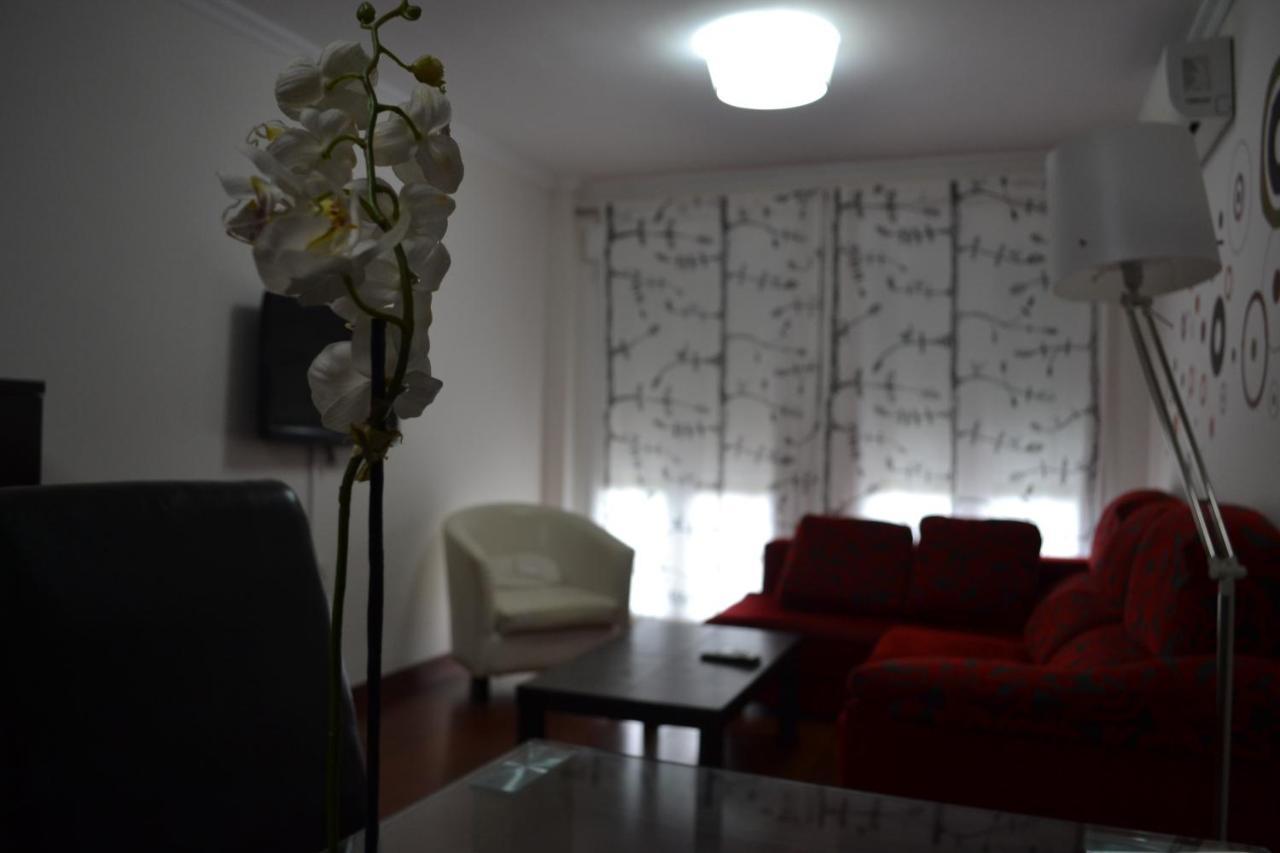 Apartamento Acueducto, Tres Dormitorios Y Parking Gratis Mérida Ngoại thất bức ảnh