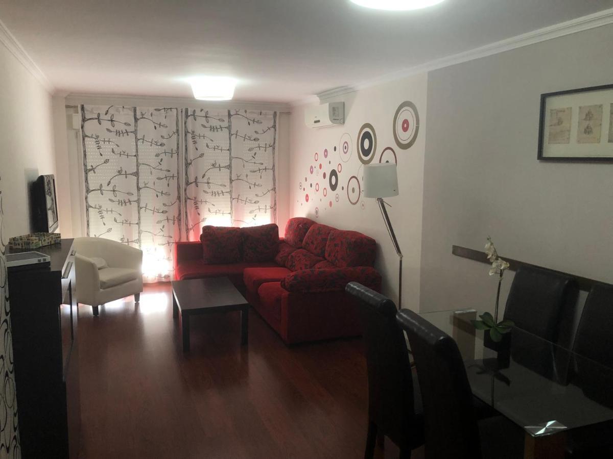 Apartamento Acueducto, Tres Dormitorios Y Parking Gratis Mérida Ngoại thất bức ảnh