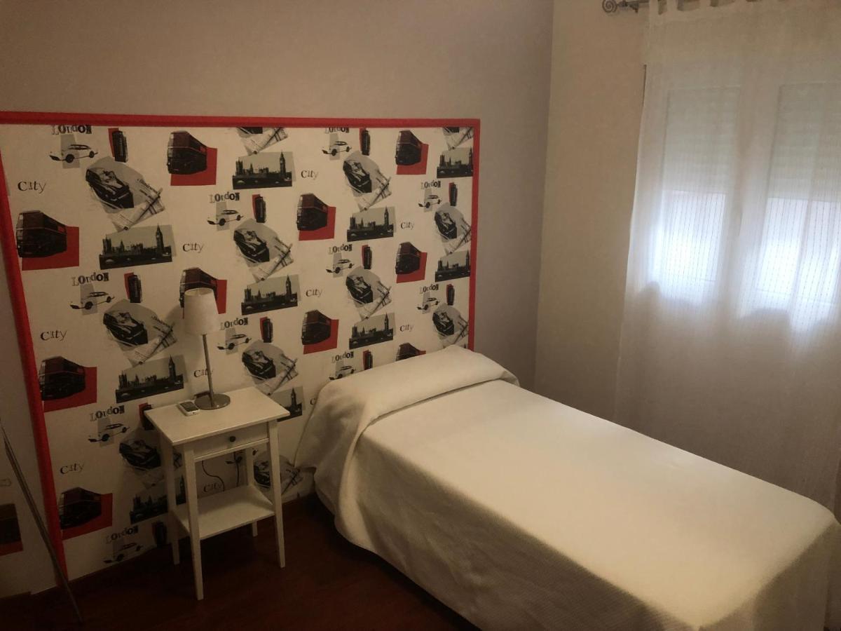 Apartamento Acueducto, Tres Dormitorios Y Parking Gratis Mérida Ngoại thất bức ảnh
