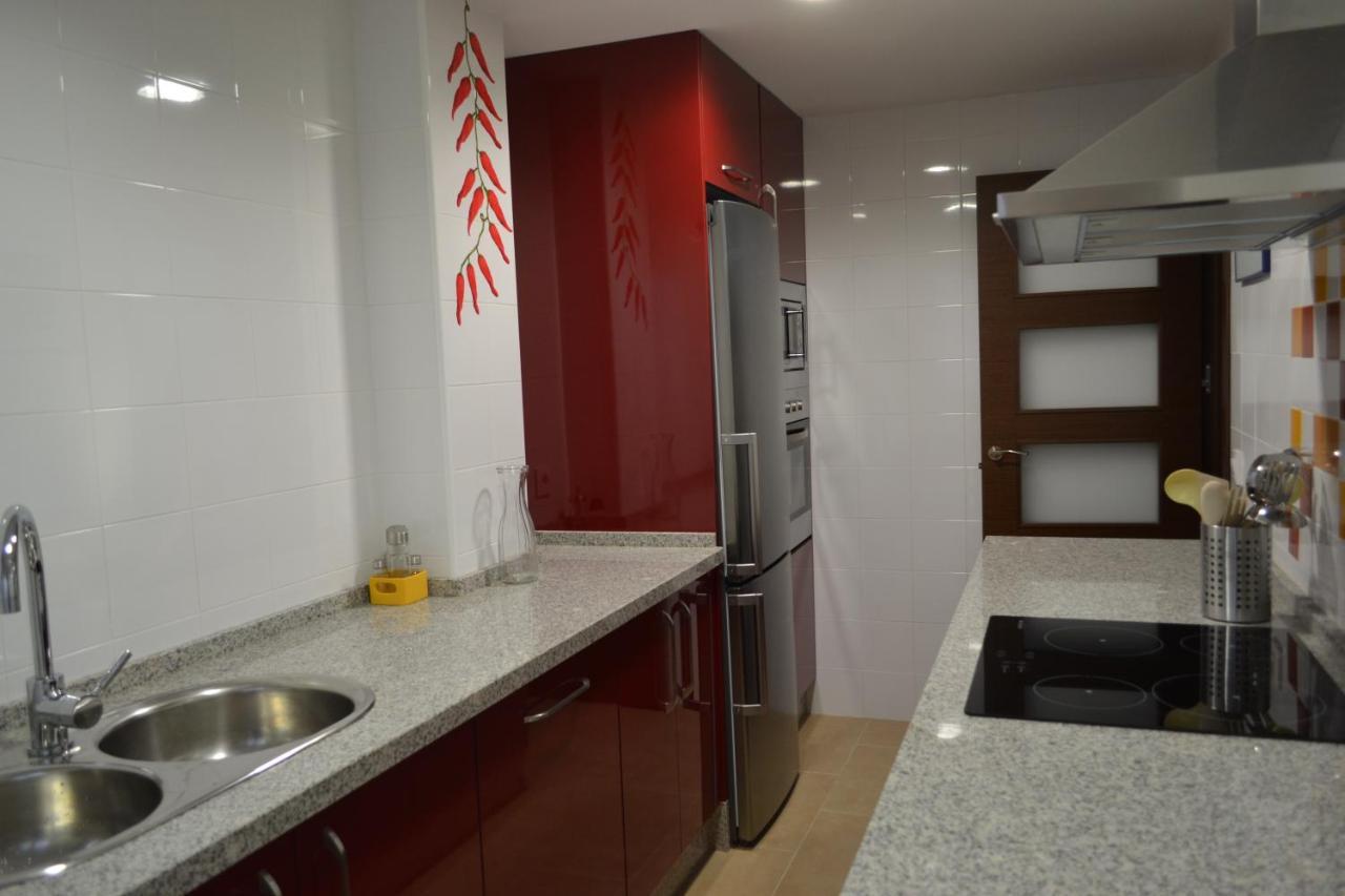 Apartamento Acueducto, Tres Dormitorios Y Parking Gratis Mérida Ngoại thất bức ảnh